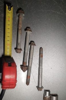 Chrysler 200 болт Е14 кріплення переднього стабілізатору Jeep Cherokee