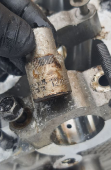 болт распредвала крайслер джип додж